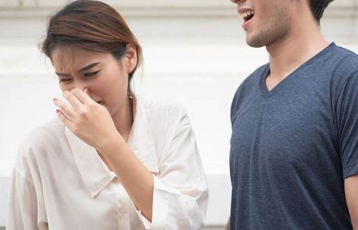 扁桃腺結石症狀引口臭